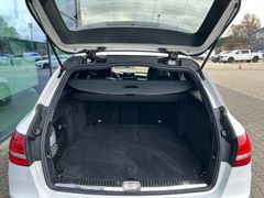 Fahrzeugabbildung Mercedes-Benz C200 T AMG-Line Night LED Kamera Burmester 19"