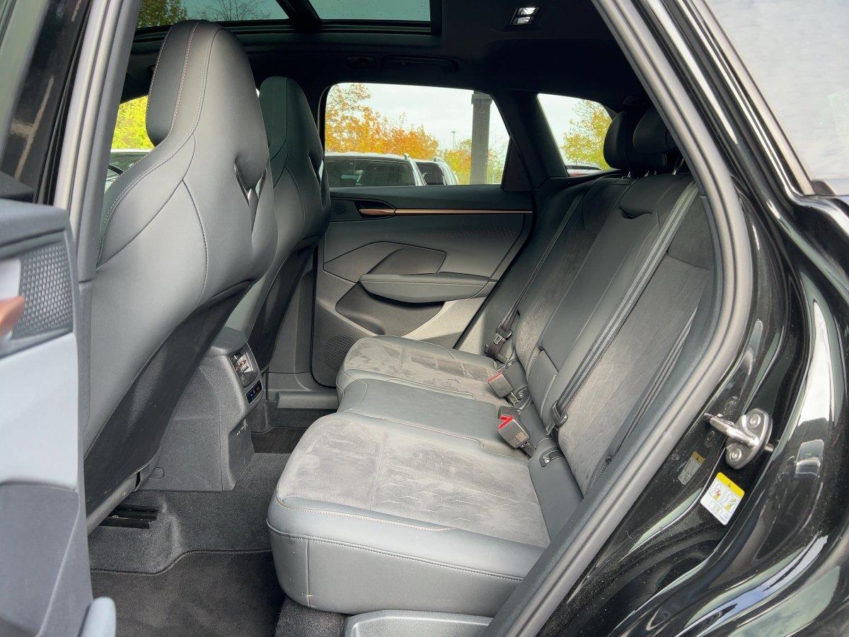 Cupra Terramar 1.5 eTSI DSG MATRIX+AHK+ACC+HUD+PANO+36
