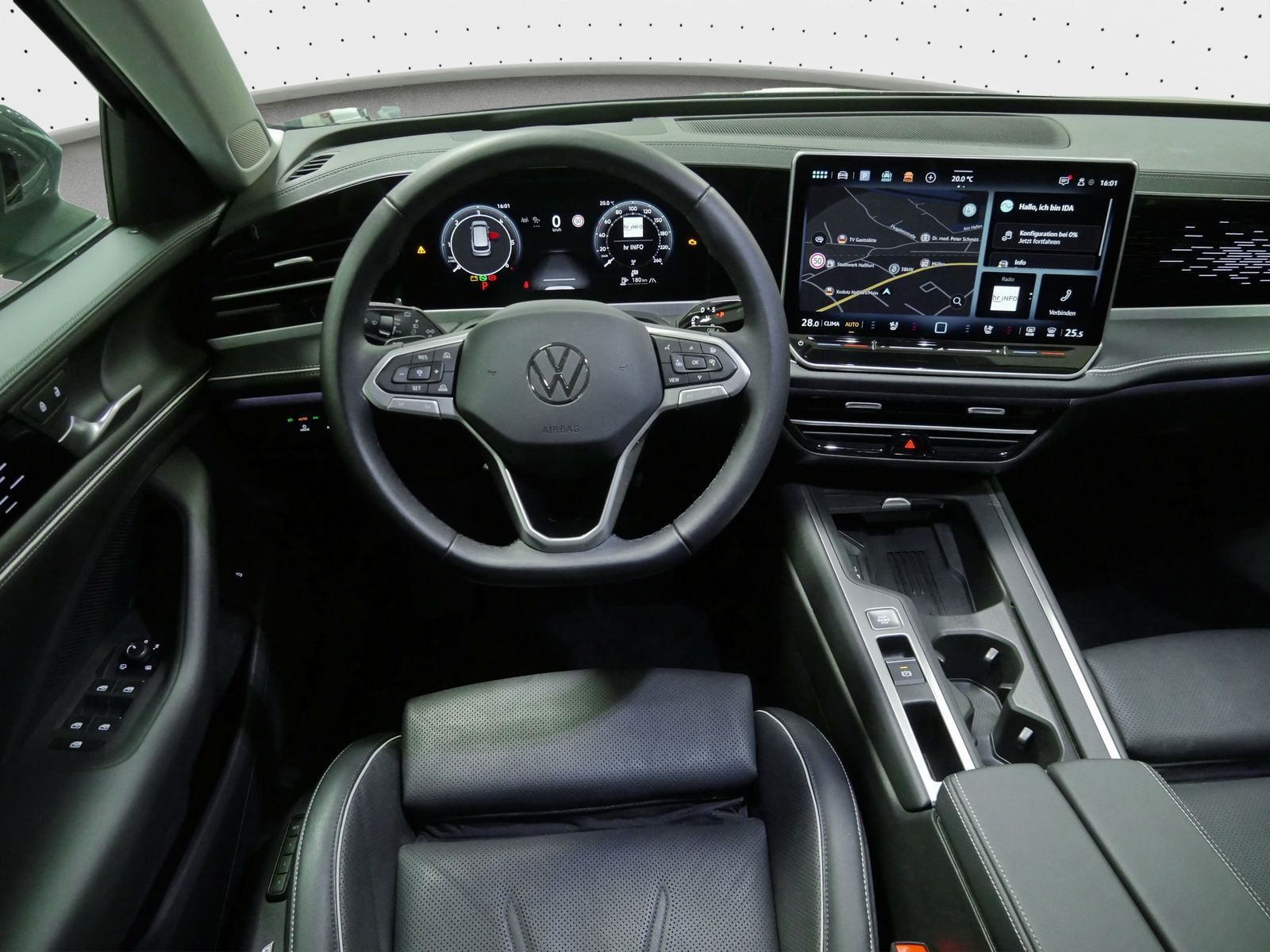 Volkswagen Passat Variant - Bild 8
