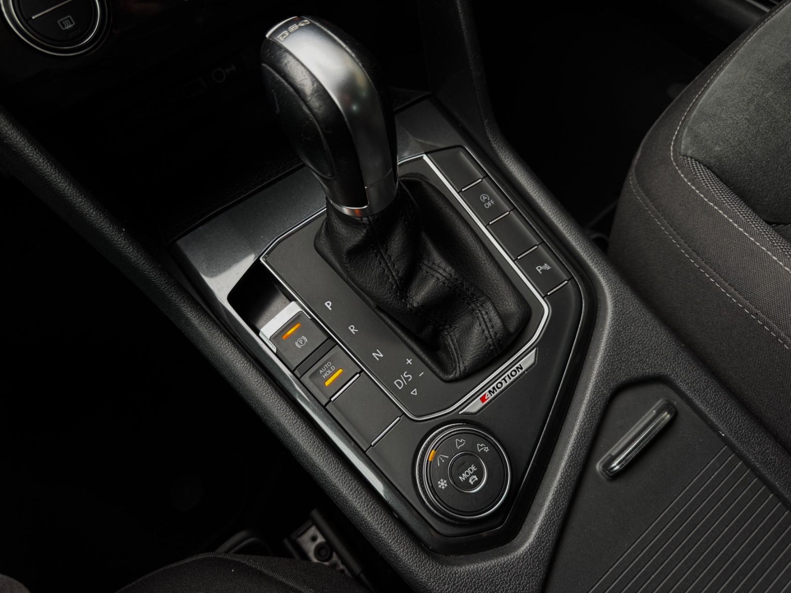 Volkswagen Tiguan R-Line Highline 4MOTION/ACC/AIR CARE/NAVI foto 25