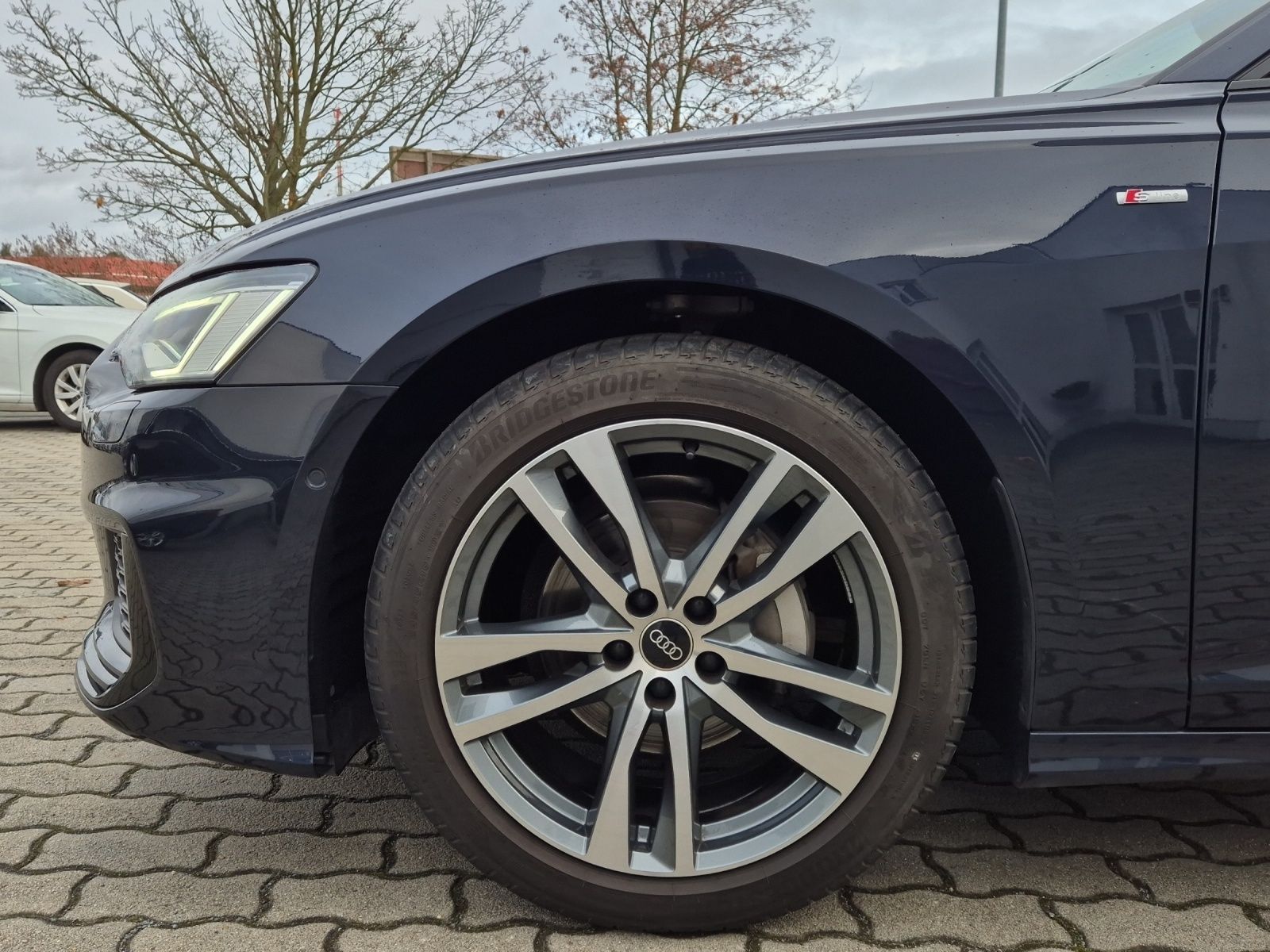 Fahrzeugabbildung Audi A6 Avant 40 TDI Sport quattro S-tronic S-Line Ma