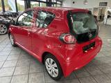 Toyota Aygo (X) 1.0 Cool, 2.Hand, Klima, HU 02/2027 ! - Toyota Aygo (X) mit Benzin-Antrieb: Rot, Kleinwagen