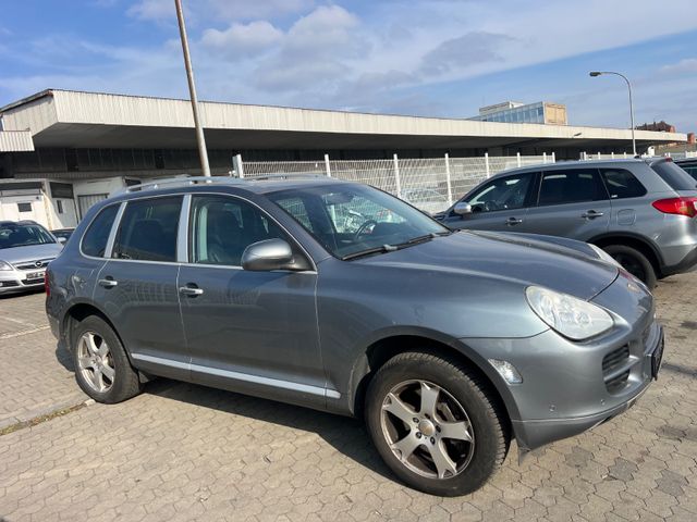 Porsche Cayenne S,Leder, im Kundenauftragt