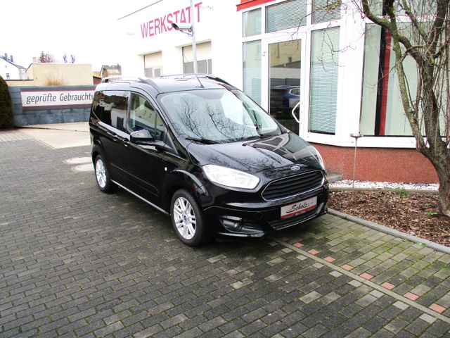 Ford Tourneo Courier Titanium /Winterpaket/Bluetooth