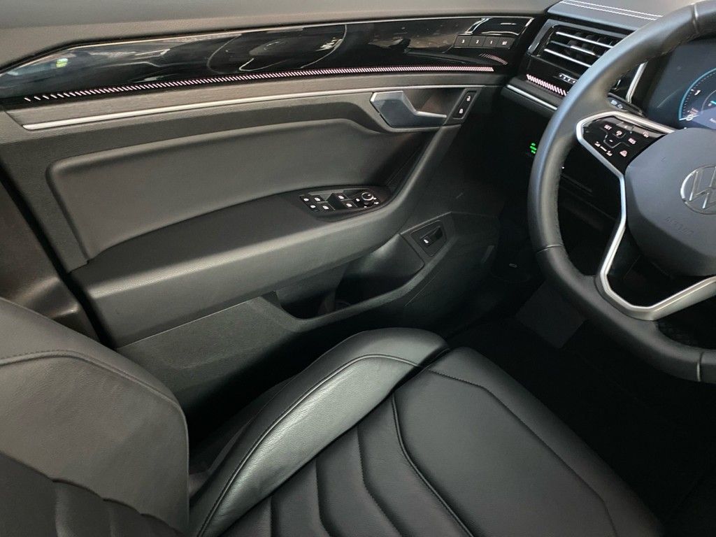 Volkswagen Touareg - Bild 14
