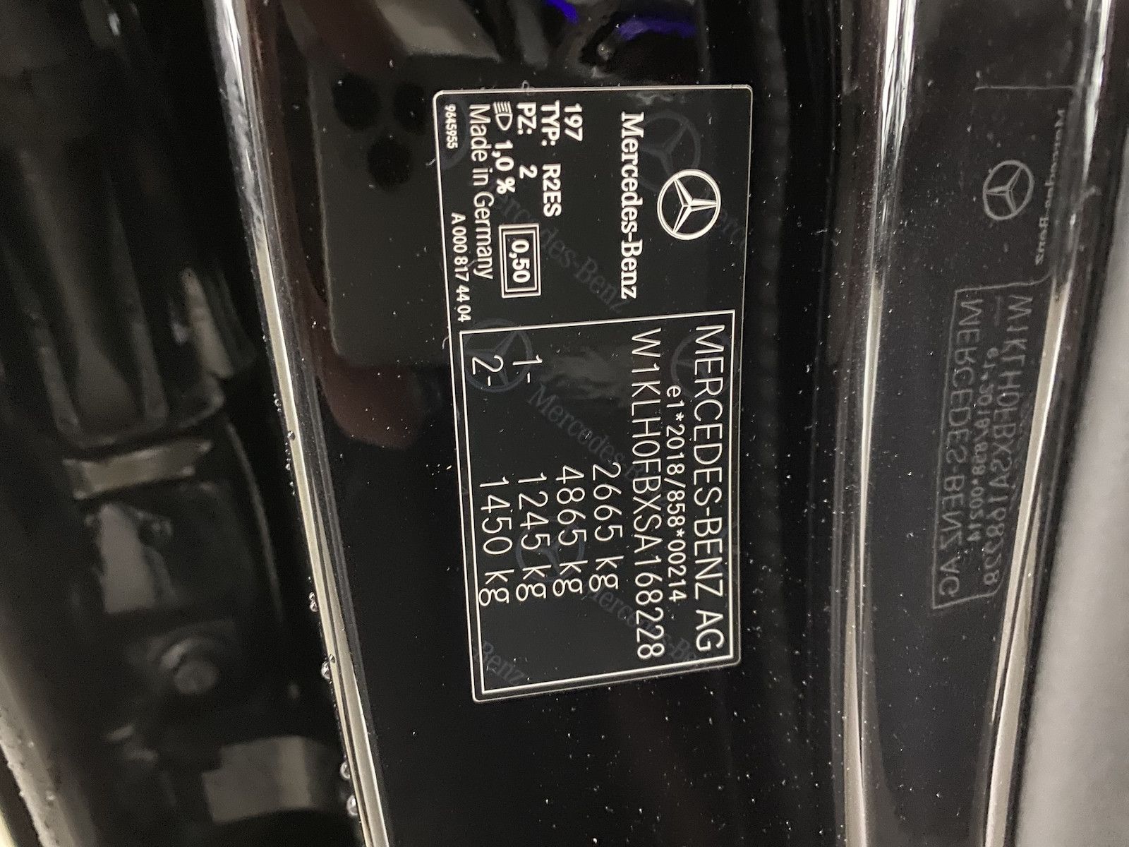 Fahrzeugabbildung Mercedes-Benz E 220 d T 4M Exclusiv/HYPER/PANO/Leder/Pano/DIS/