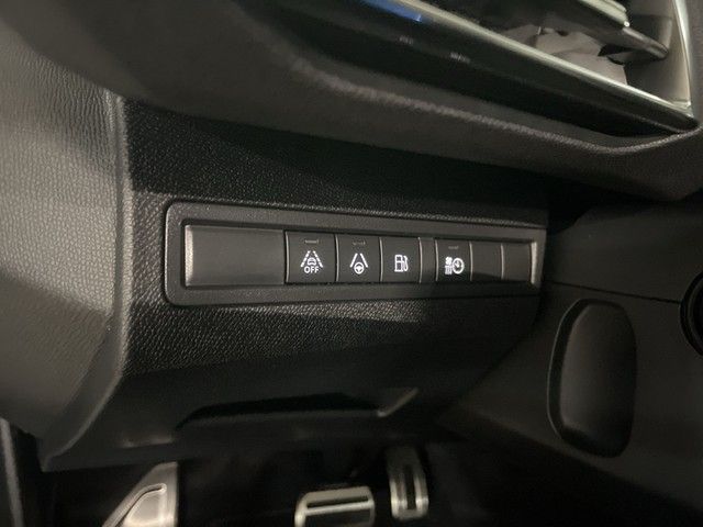 3008 GT Plug-In Hybrid 225 e-EAT8