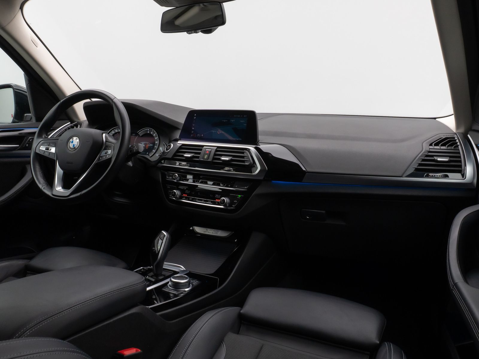 Fahrzeugabbildung BMW X3 xD30e xLine Kamera DAB HiFi Komfort Sport LED