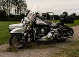 Harley-Davidson HD FLHCRI Road King C. 100th Anniversary Gespann - MOTORRAD AUS DEM JAHR 2002