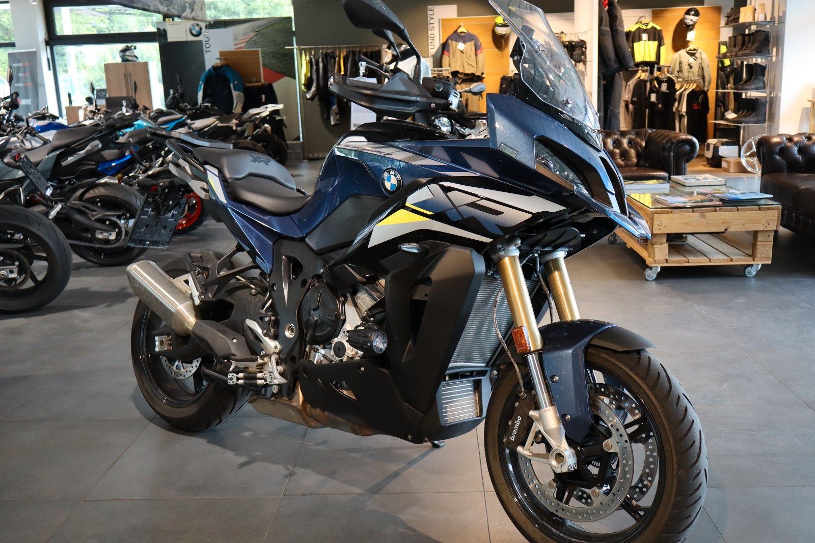 Fahrzeugabbildung BMW S 1000 XR Style Sport