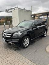 Mercedes-Benz GL 350 BlueTEC 4MATIC - - Mercedes-Benz GL-Klasse mit Diesel-Antrieb