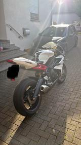 Triumph Daytona 675 R  - TRIUMPH SPORTLER