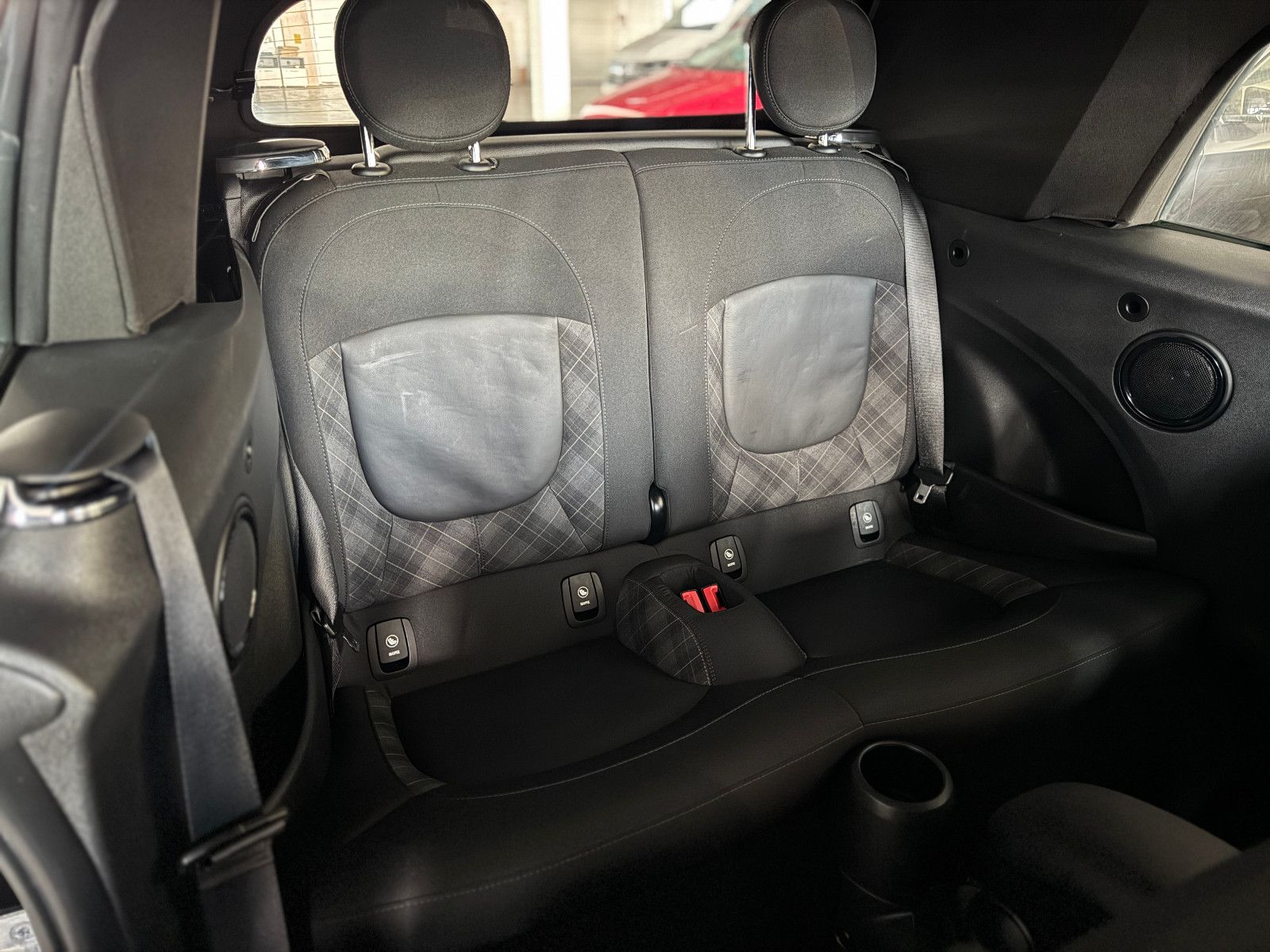 Fahrzeugabbildung MINI Cooper S Cabrio NAVI PROF LED LEDER ASSISTENZ+