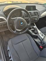 BMW 114i - - graue BMW 114