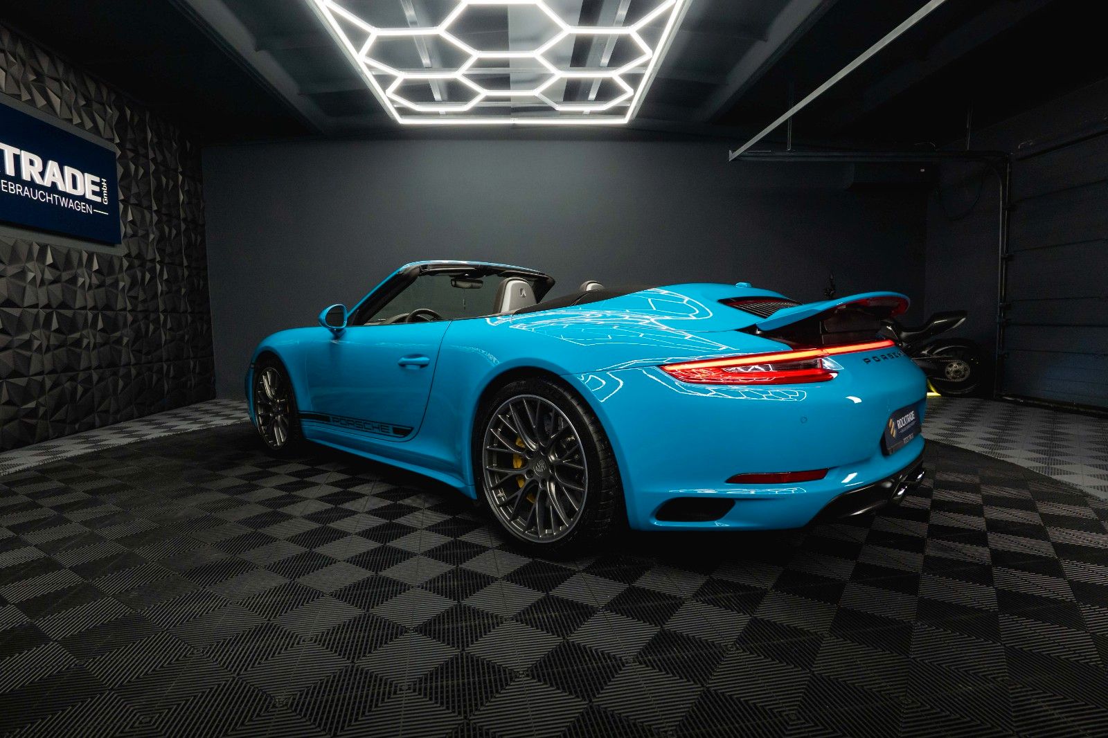 Fahrzeugabbildung Porsche 991.2 911 Carrera 4 S GTS Cabrio *Lift*Keramik*
