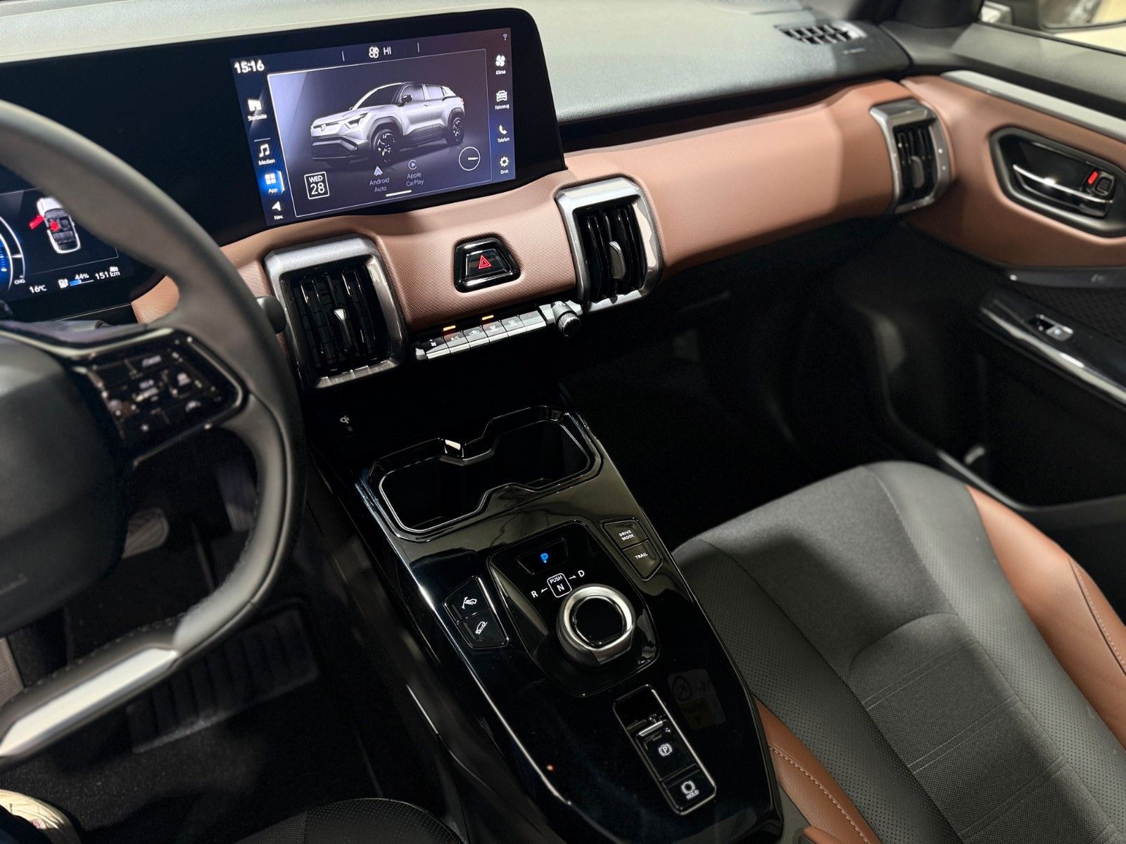 Fahrzeugabbildung Suzuki e Vitara 61 kWh Comfort+ Allgrip