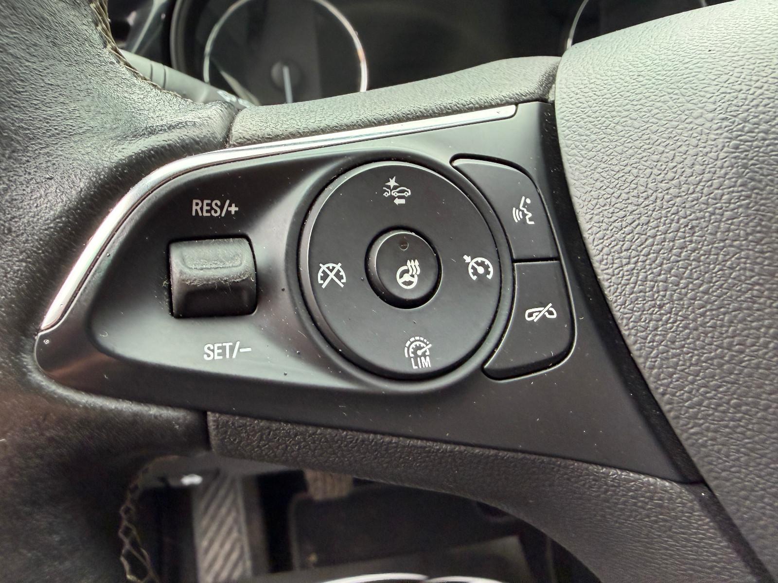 Opel Insignia B 1.5 CDTi Edition Navi LED SHZ PDC AHK
