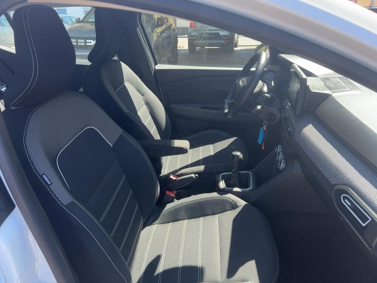 Fahrzeugabbildung Dacia Sandero Expression TCe 90