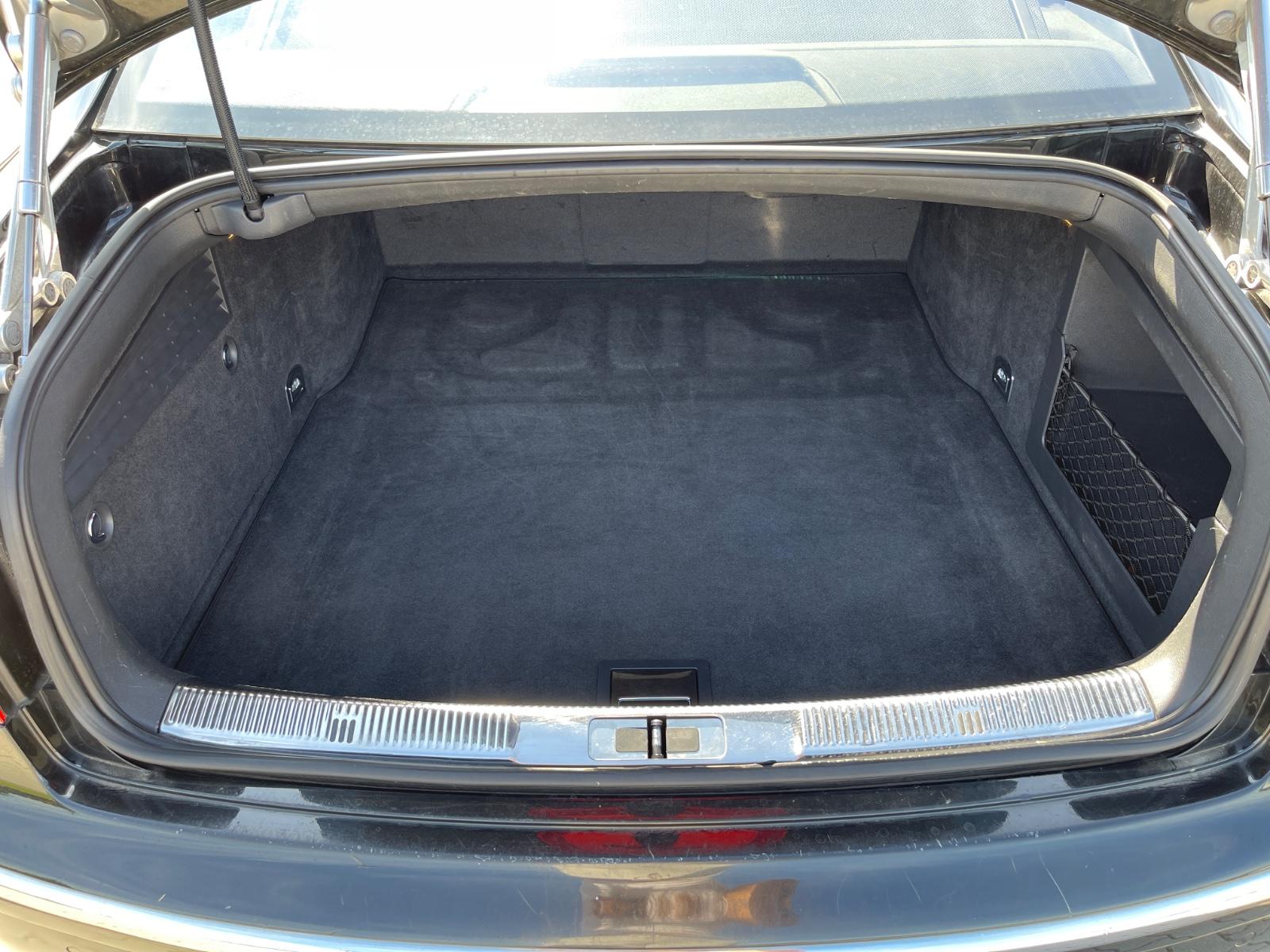 Volkswagen Phaeton V8 4Motion 2HD 18 Zoll 5-Sitzer