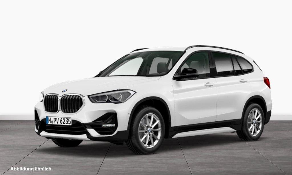 BMW X1 sDrive18i Sport Line Navi AHK Kamera LED 2021