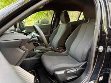 Peugeot 2008 - 10