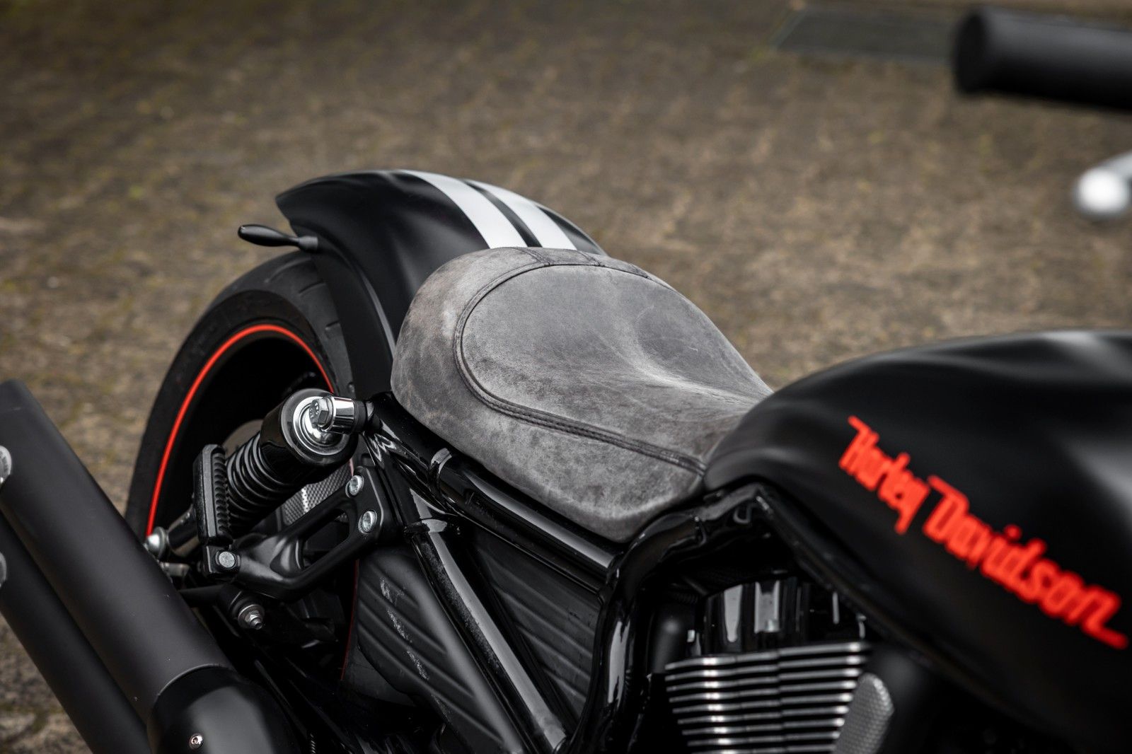 Fahrzeugabbildung Harley-Davidson VRSCDX Night Rod Special - Penzl-Heckumbau