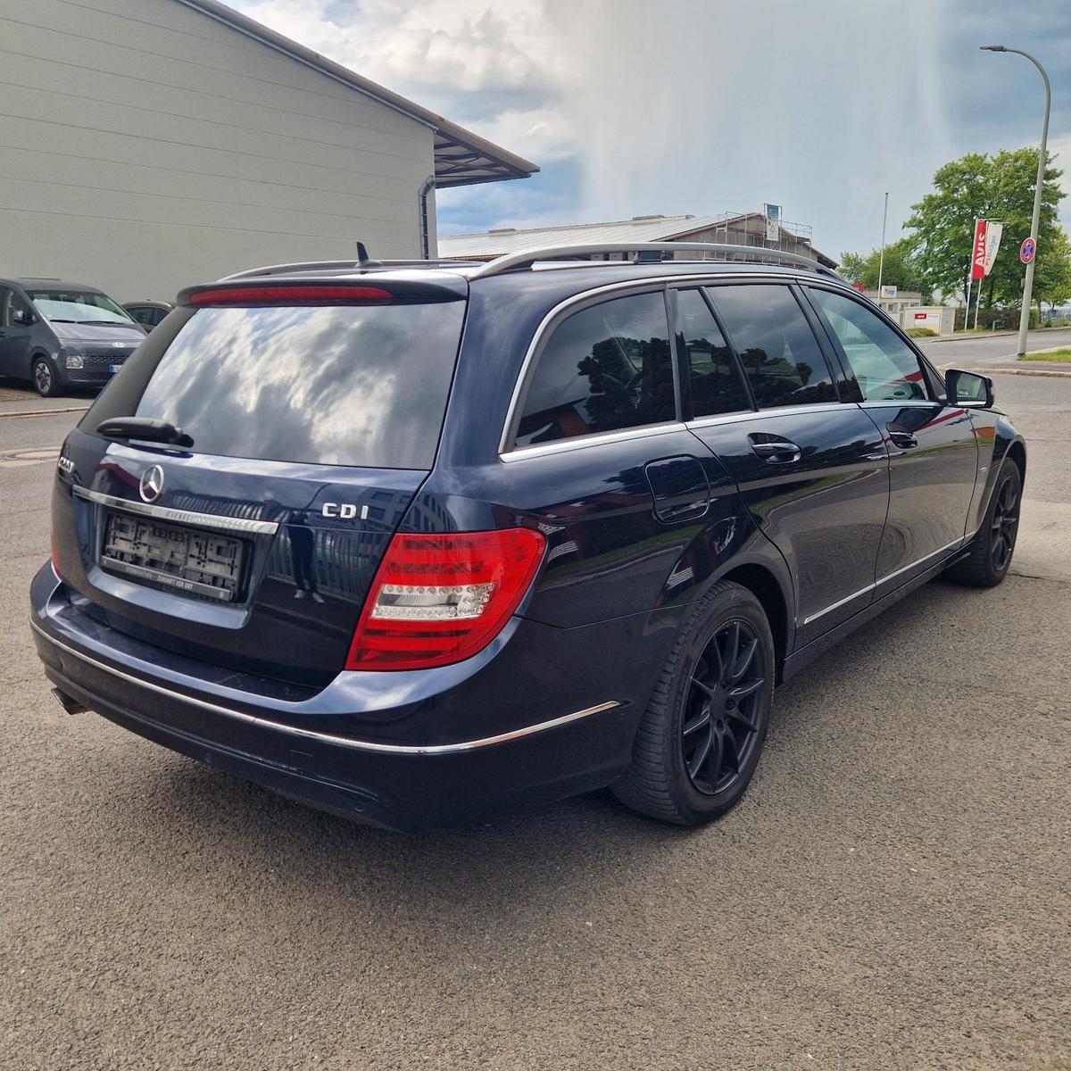 Mercedes-Benz C220 2012 — engine 2.143 cm³, 170 HP (125kW)