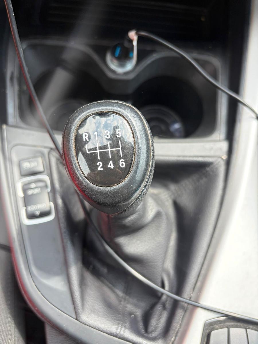 BMW 116 2011 — photo 11