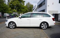 Fahrzeugabbildung Skoda Octavia Combi Elegance DSG Tempomat Klim SHZ PDC