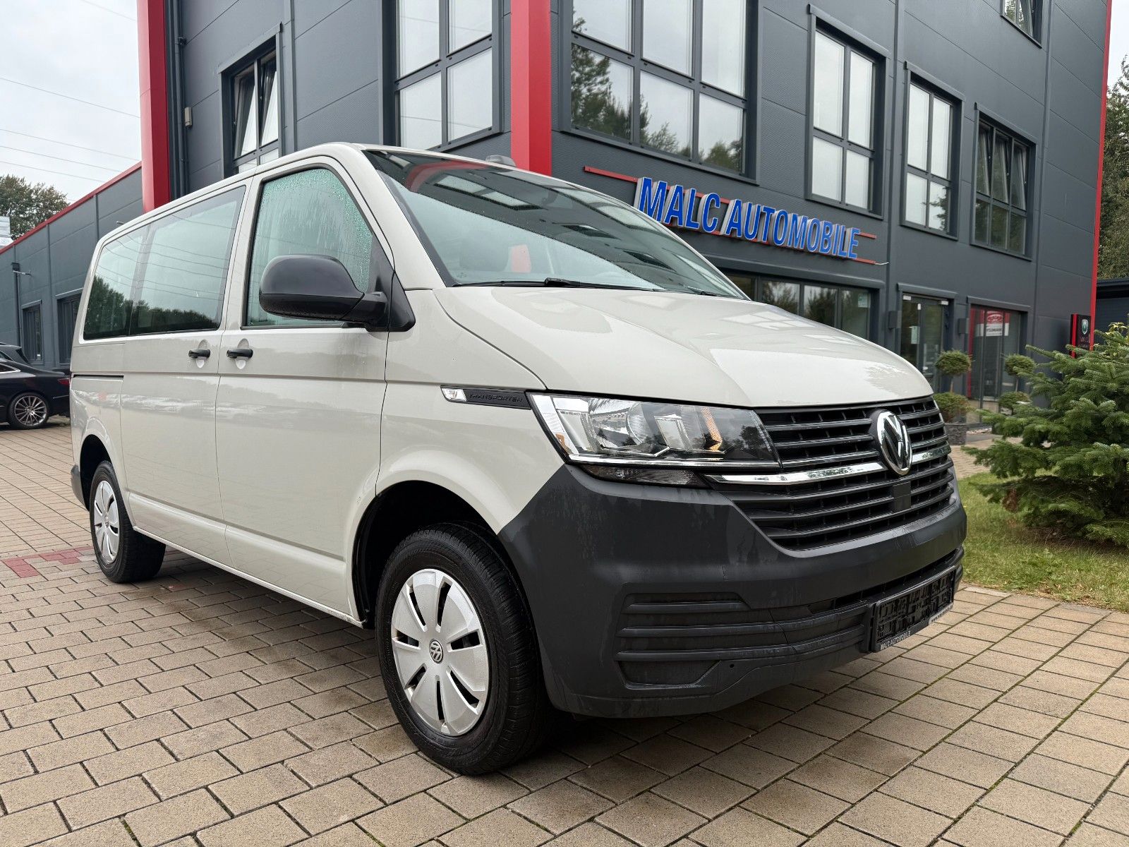 Volkswagen T6.1  Kombi FWD(9 Sitzer/Tüv&Insp.neu