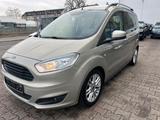 Ford Tourneo Courier Titanium - Ford Tourneo Courier Titanium mit Diesel-Antrieb