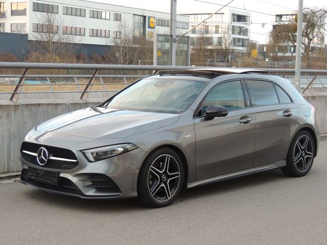 Mercedes-Benz A 220d DCT Amg Line Pano Memory Mbux Multibeam