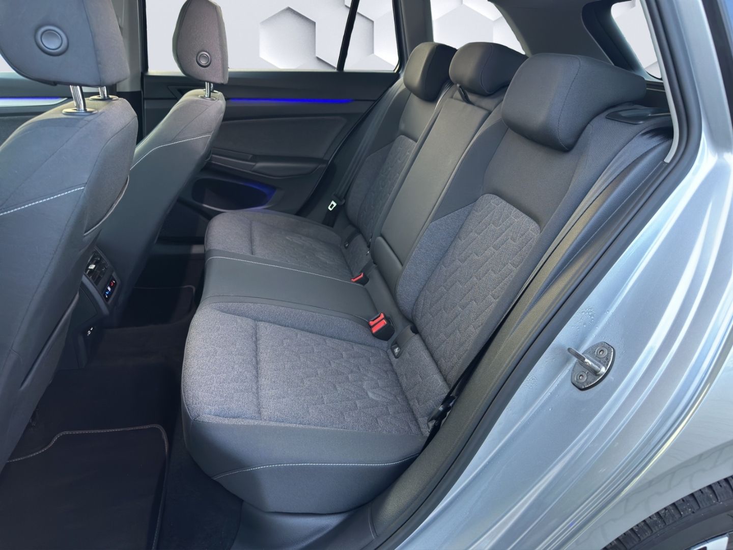 Golf VIII eTSI Life 1.0TSI 81kW DSG LED GJR PDC 