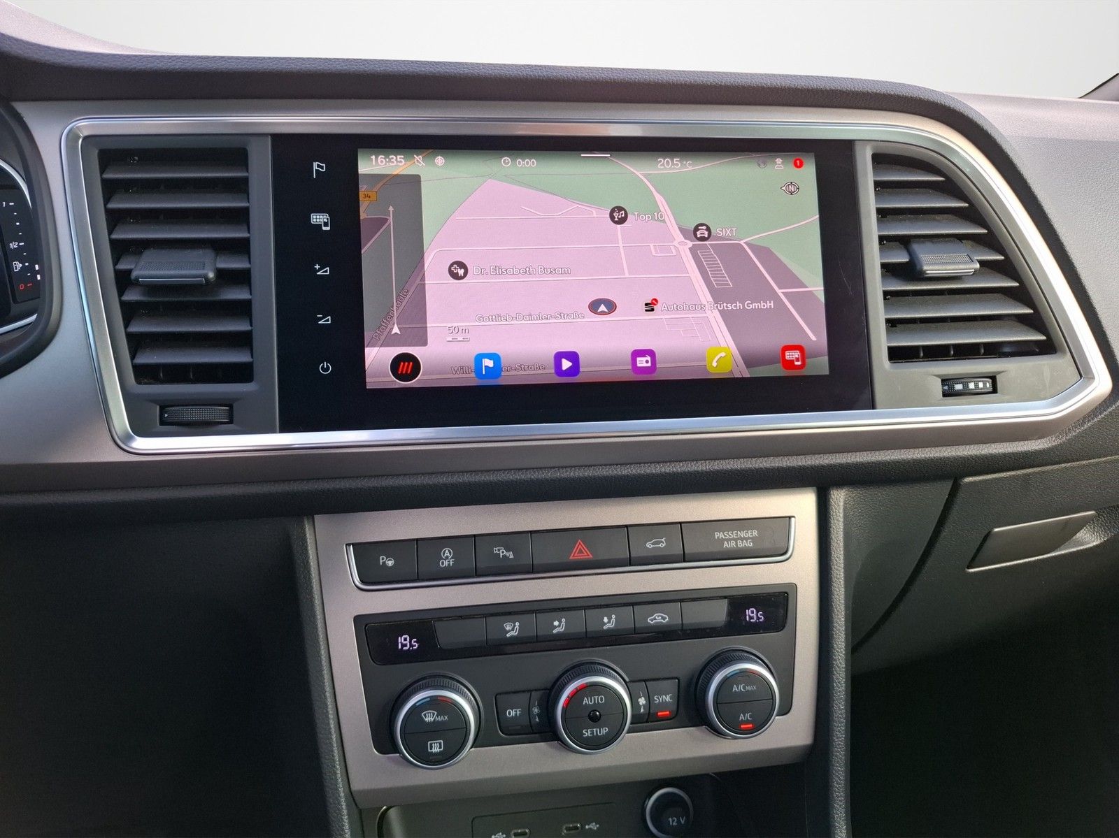 SEAT Ateca 1.5 TSI Xperience DSG / ACC / AHK / LED / - Image 13
