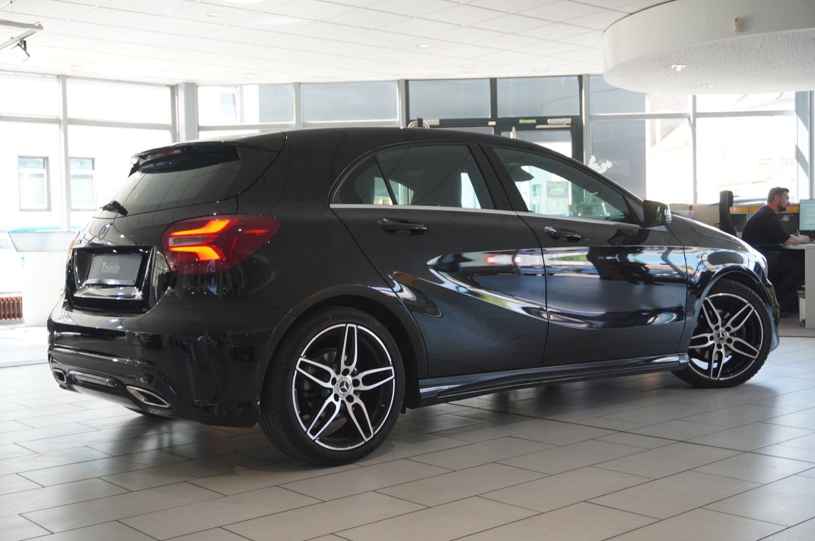 Fahrzeugabbildung Mercedes-Benz A 200 CDI AMG LINE NAVI/LED/KAMERA/SPORT/SHZ/PDC