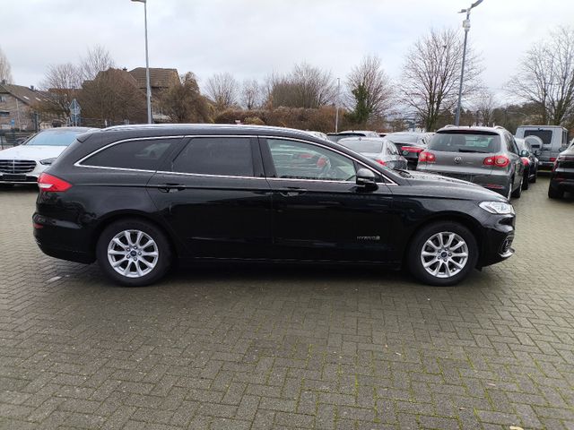 Ford Mondeo,BENZIN/HYBRID,AUTOMATIC,1 HD,KLIMA,NAVI