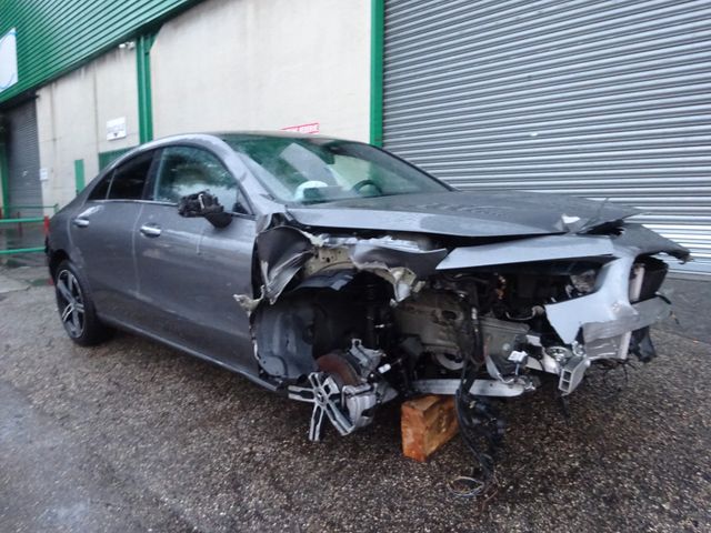 Mercedes-Benz CLA 200CDI 150 - AUTO