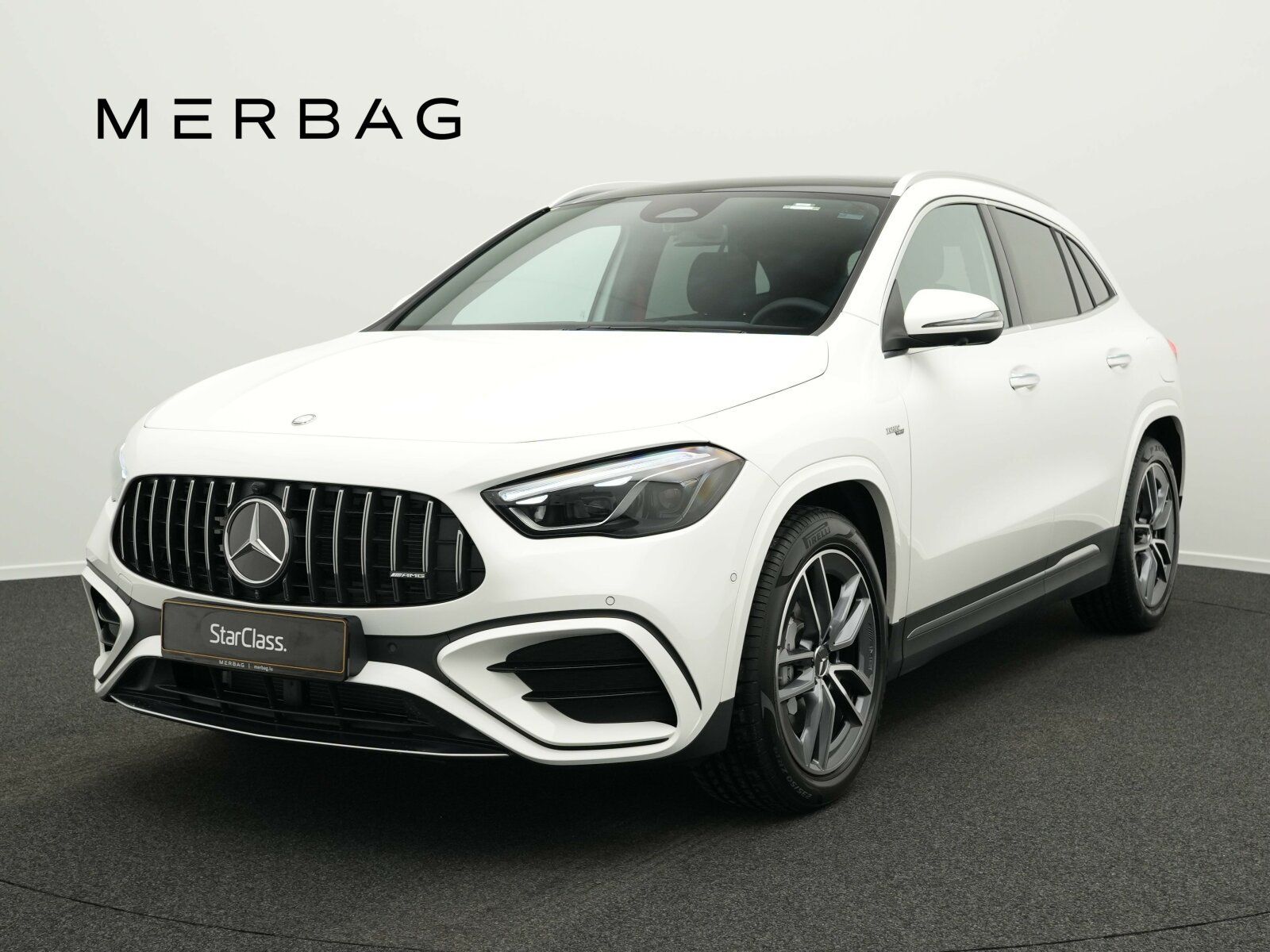 MERCEDES-BENZ GLA 35 AMG 4MATIC Multi+360°+Pano+Kamera+Memo