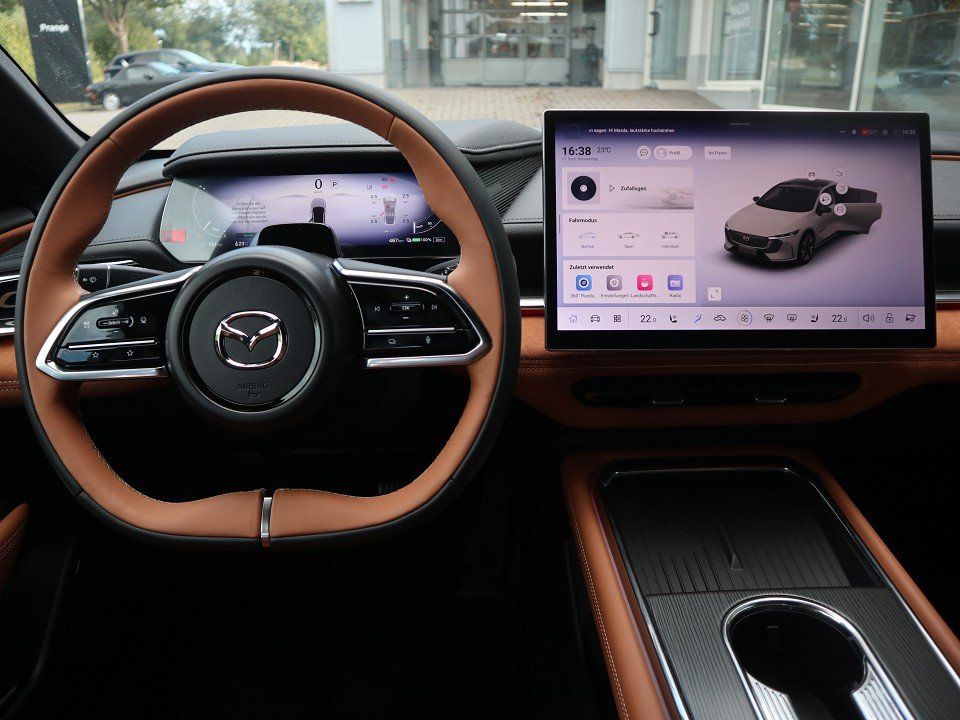 Fahrzeugabbildung Mazda 6E Takumi Plus EV-258 LEDER PANO NAVI ACAA 360°