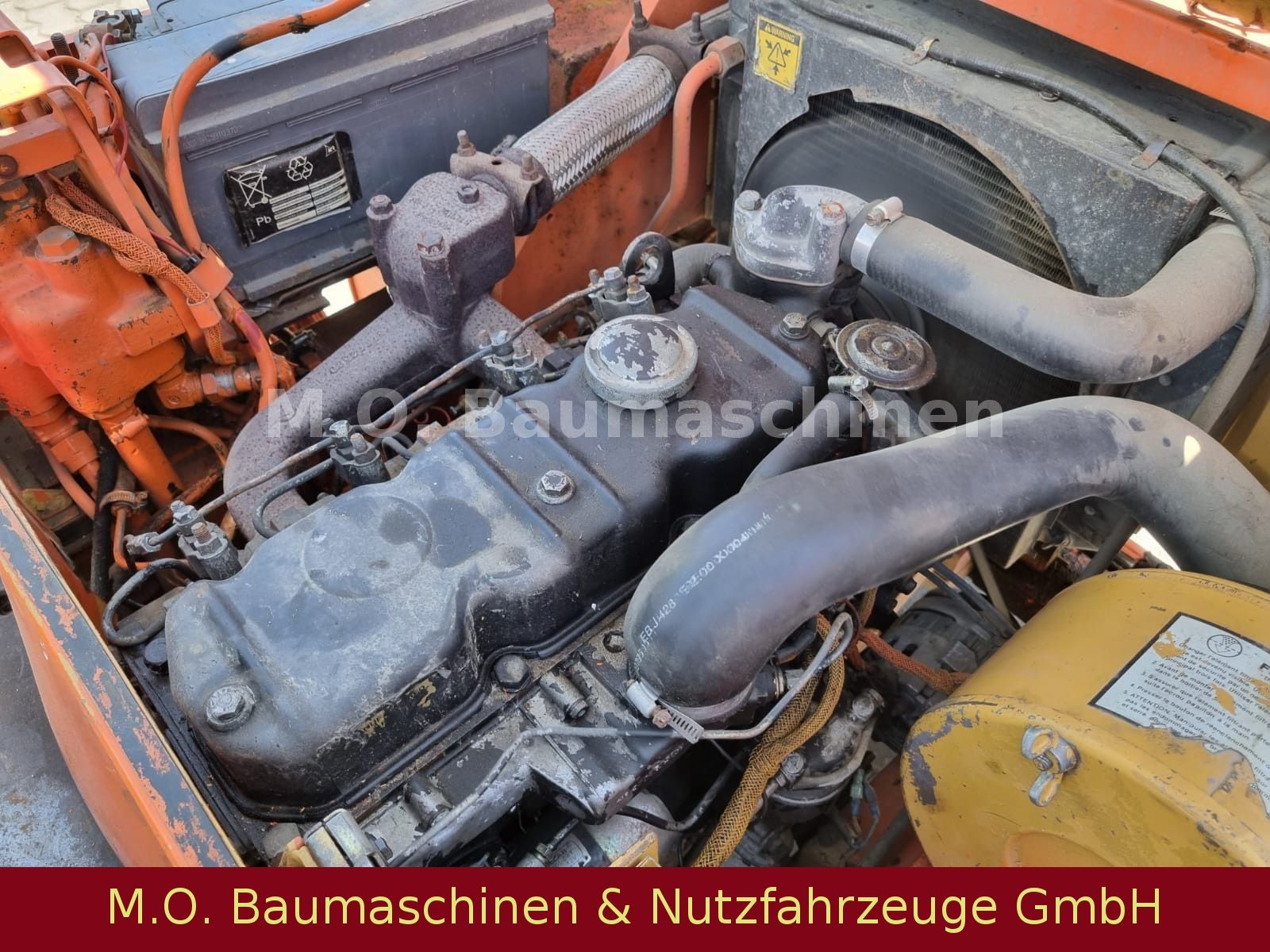 Fahrzeugabbildung CAT V 50 D / Duplex / 2,5 t / 3,70 m