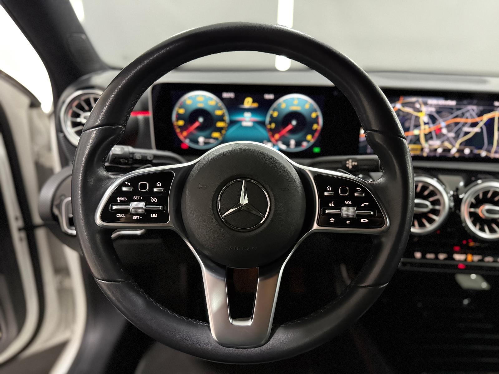 Mercedes-Benz A 180 7G Edition 19*WIDE*AMBIENTE*LED*LEDER*KAM*