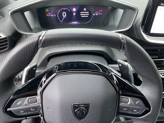 Fahrzeugabbildung Peugeot 208 GT MildHybrid 145 e-DSC6