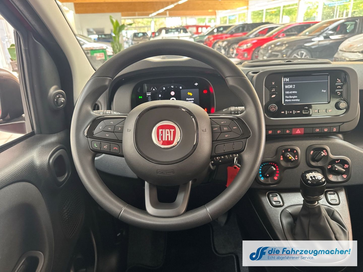 Fahrzeugabbildung Fiat Pandina Hybrid Icon Tempomat Digitales Cockpit D