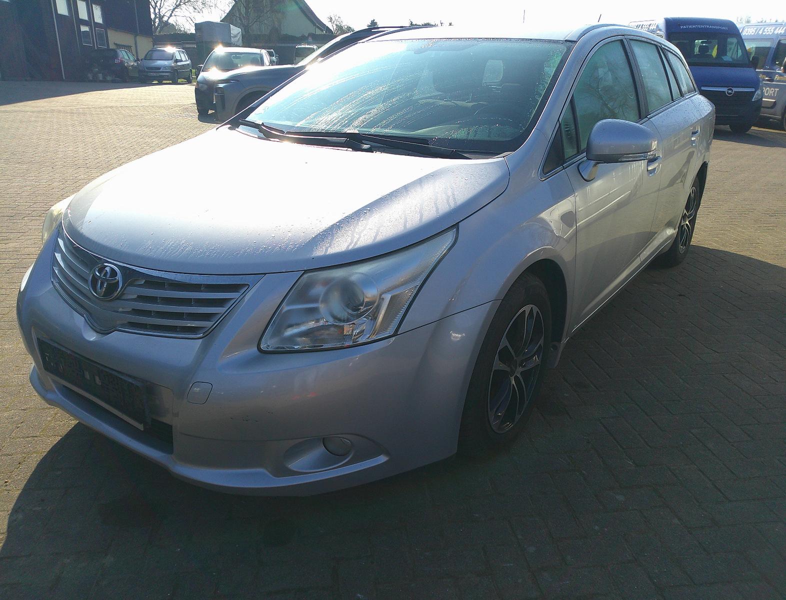 Toyota Avensis 2,0 D Kombi Sol