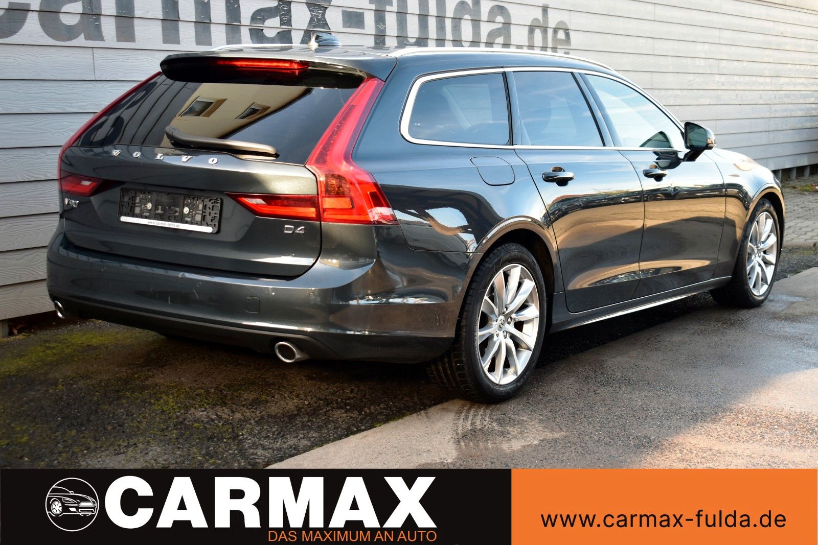 Fahrzeugabbildung Volvo V90 D4 Momentum Pro,Leder,Navi,LED,SH,Kamera,ACC