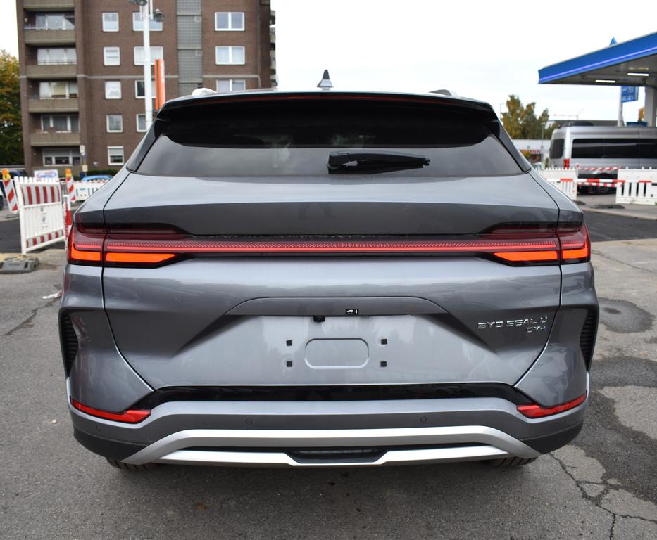 BYD SEAL U