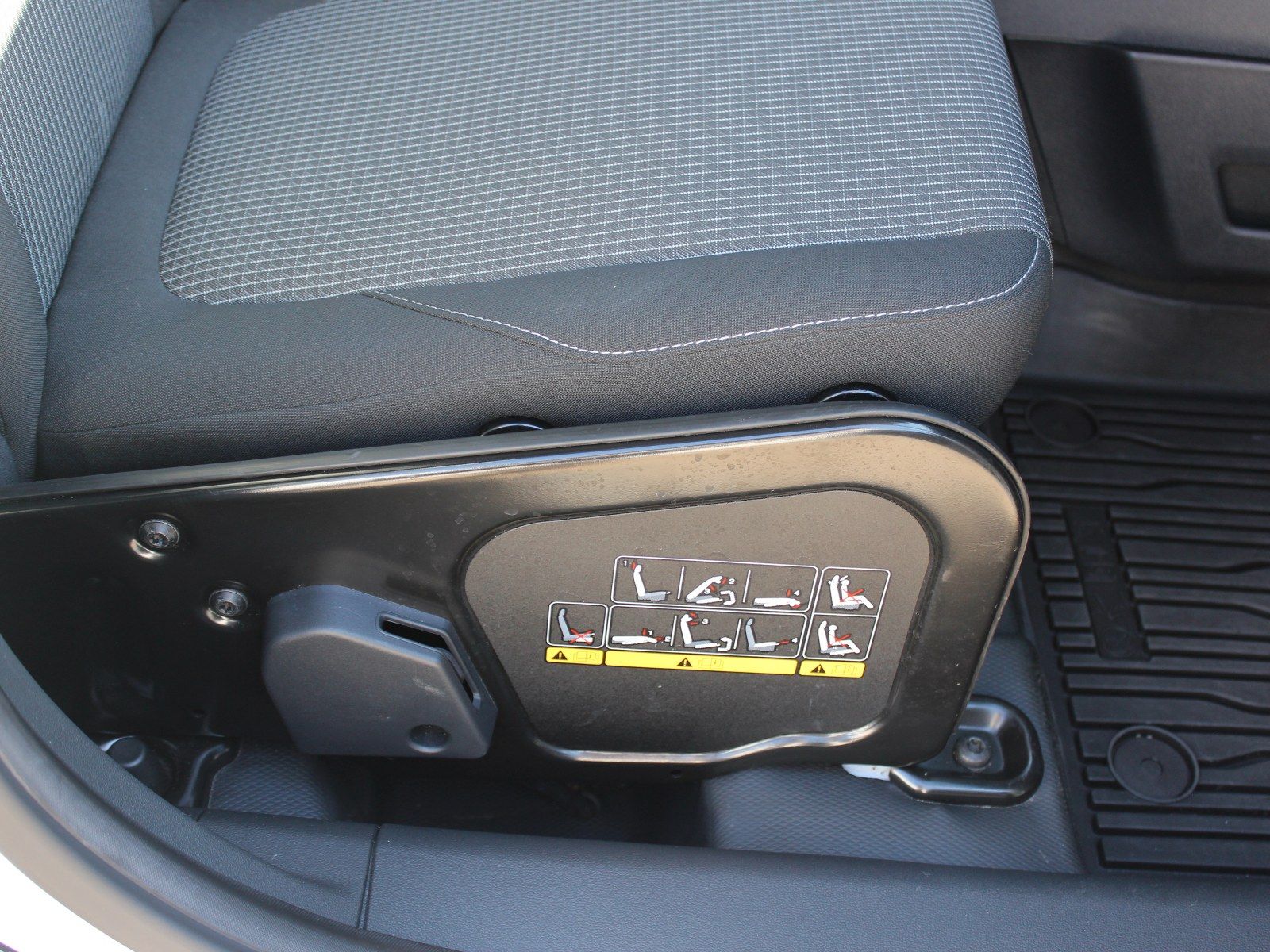 Fahrzeugabbildung Ford Transit Courier Trend