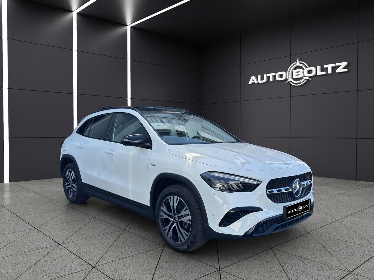 Mercedes-Benz GLA 250 e eNP. 62000 PANO Night AHK Memory Totw foto 3