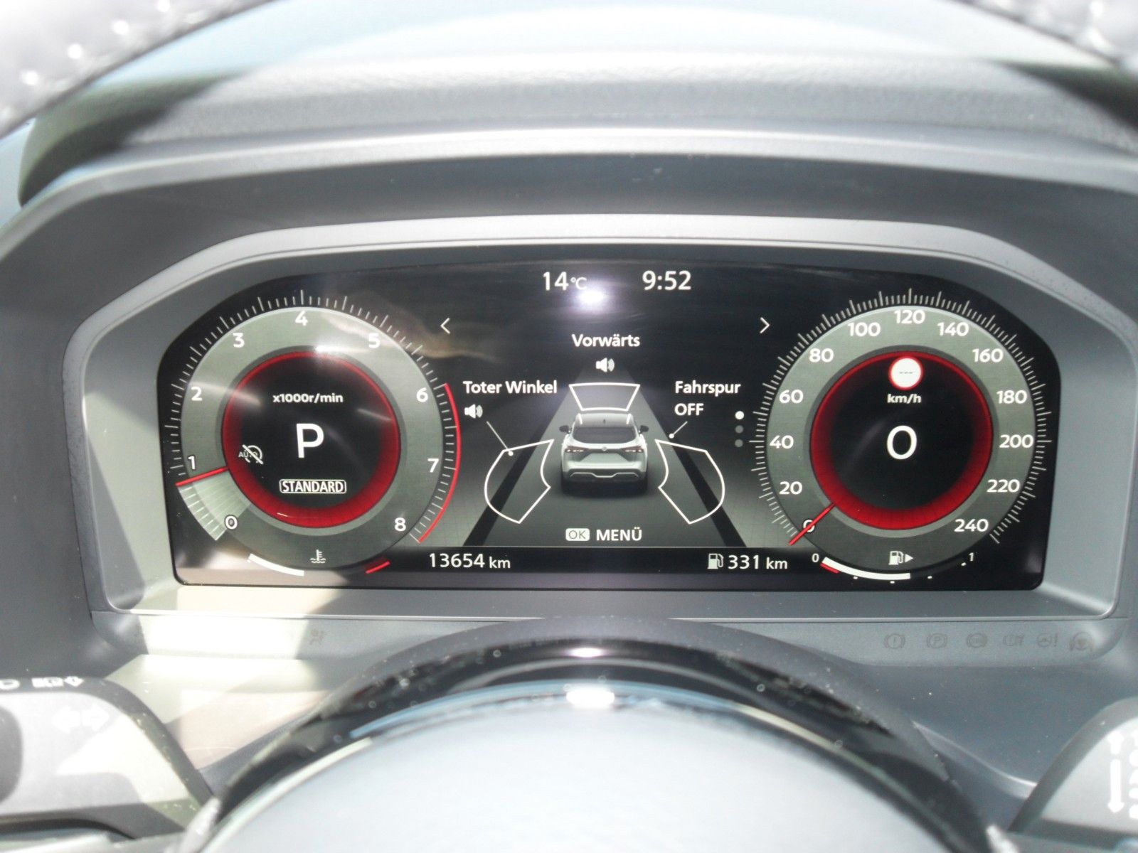 Fahrzeugabbildung Nissan Qashqai 1,3  Tekna | HeadUp | Teilleder | 360°