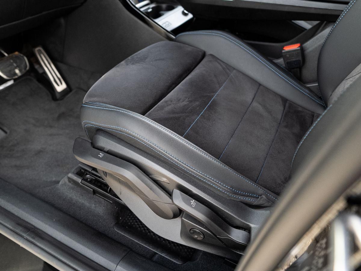BMW 218d Active Tourer M-Sport AHK PANO ACC HuD 360° foto 13